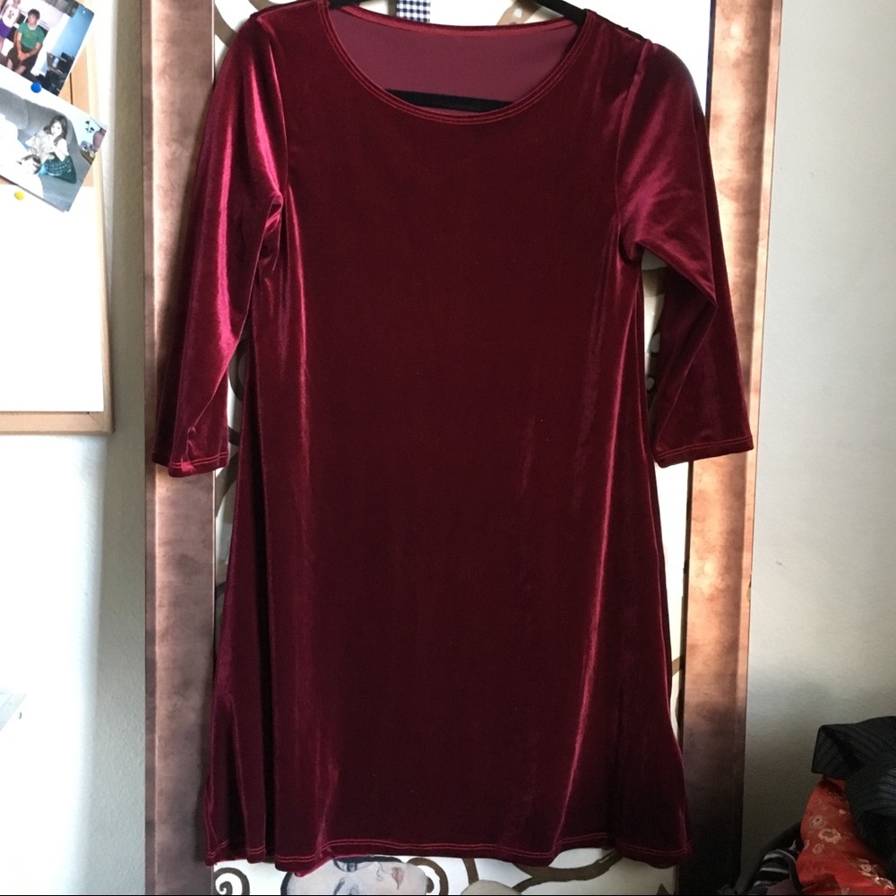 Velvet red dress